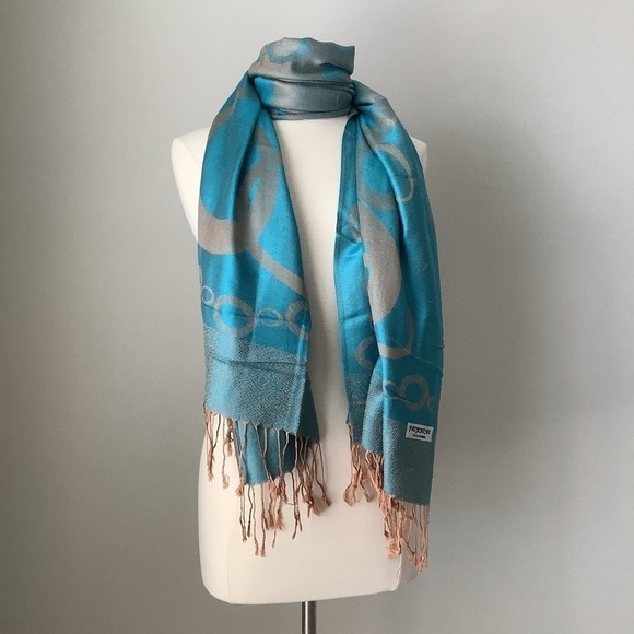 100% Pashmina Scarf - Picture 2 of 16